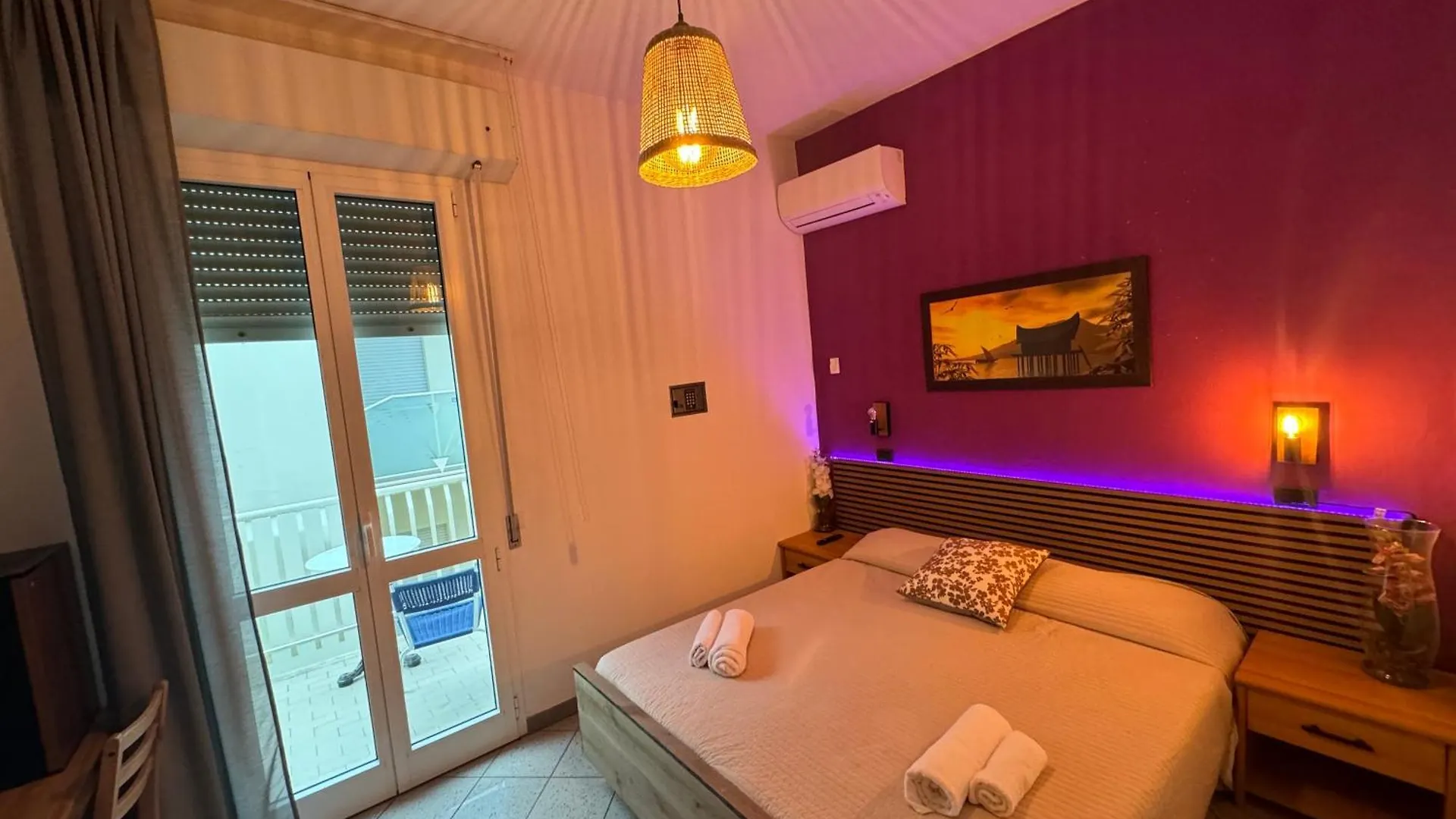 ***  Liston Rimini Otel İtalya
